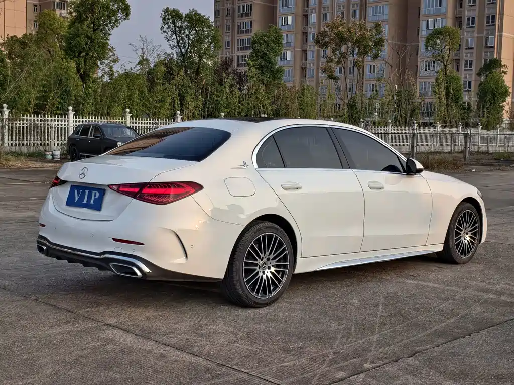 Mercedes-Benz C-Class — миниатюра 9