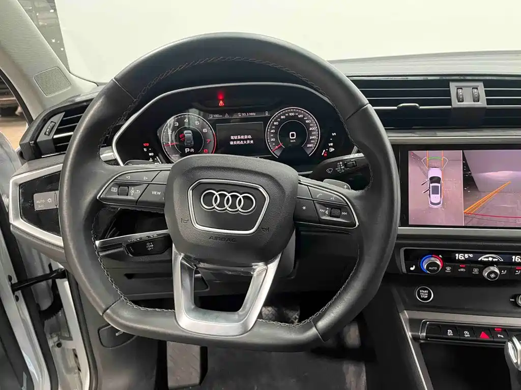 Audi Q3 — миниатюра 8