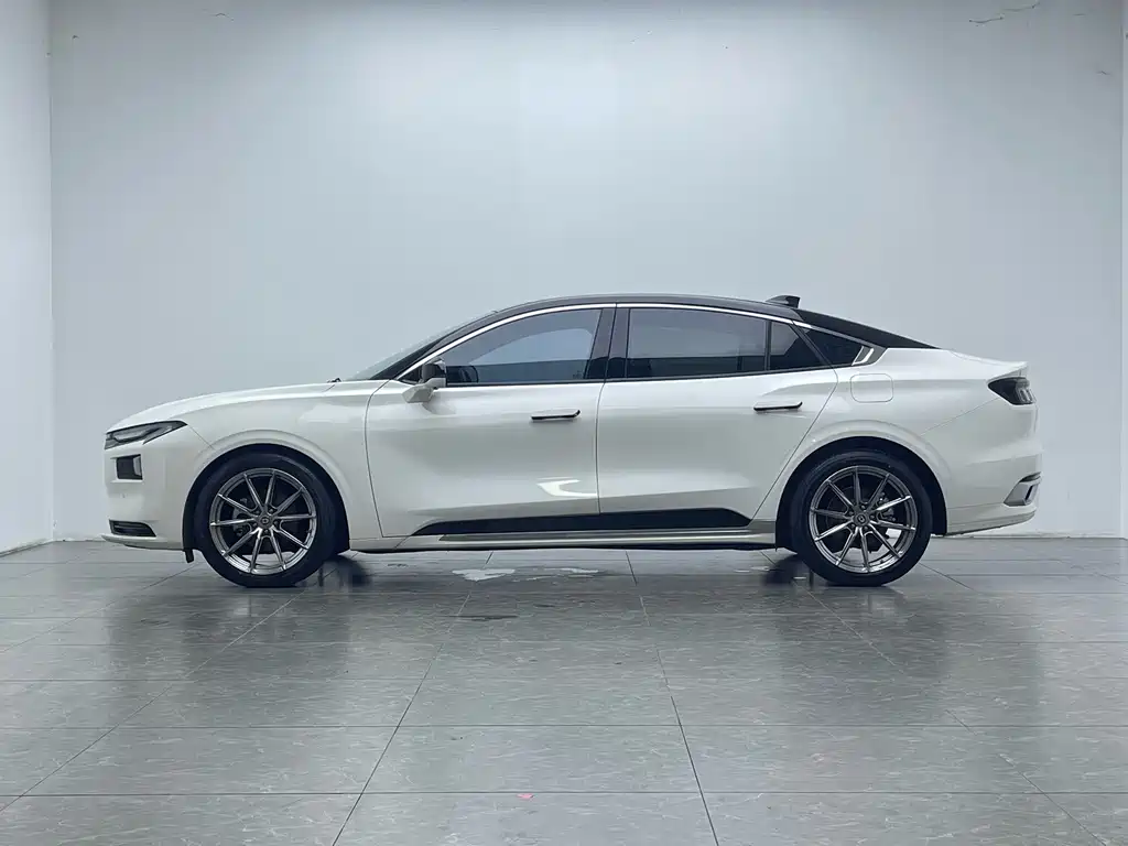 Ford Mondeo — миниатюра 8