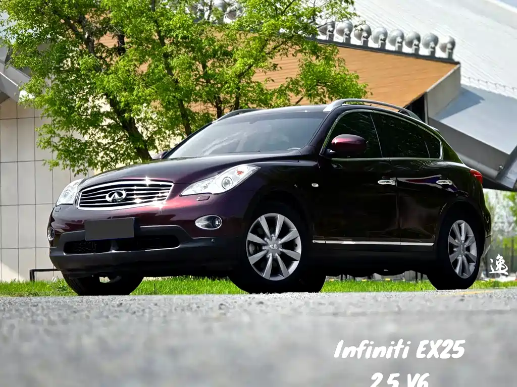 Infiniti EX 2011