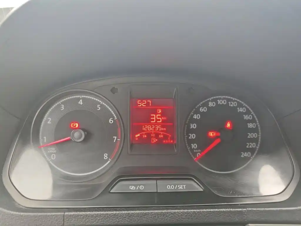 Volkswagen Jetta — миниатюра 12
