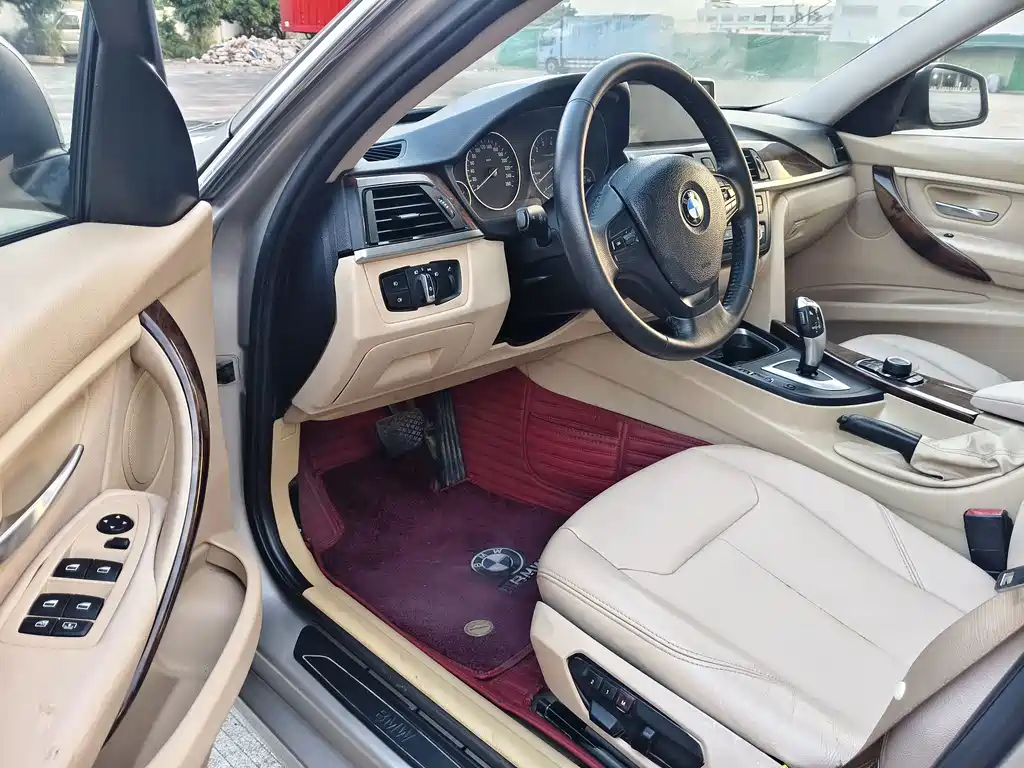 BMW 3 Series — миниатюра 8