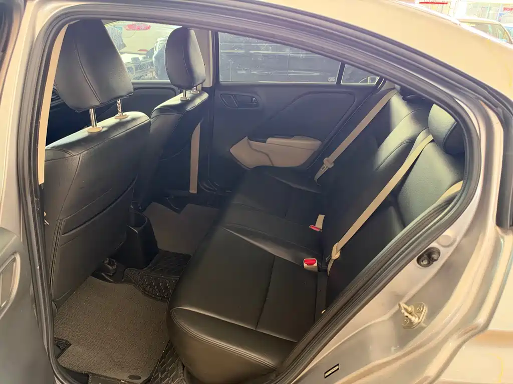 Honda City — миниатюра 16