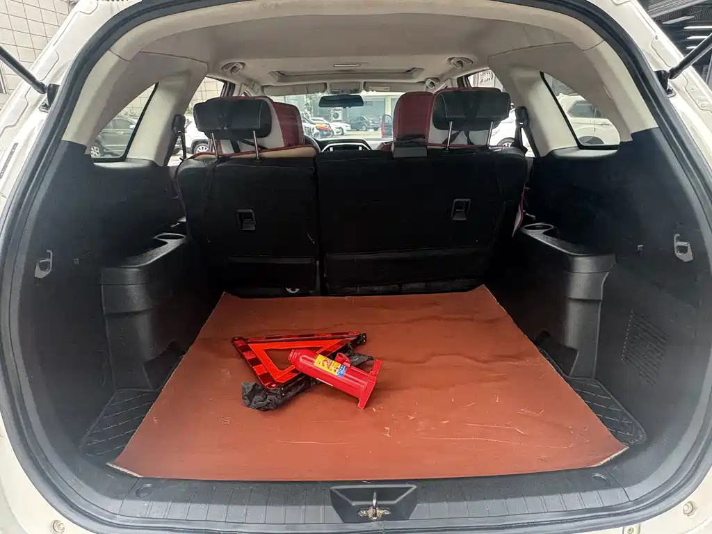 JMC Yusheng S350 — миниатюра 10