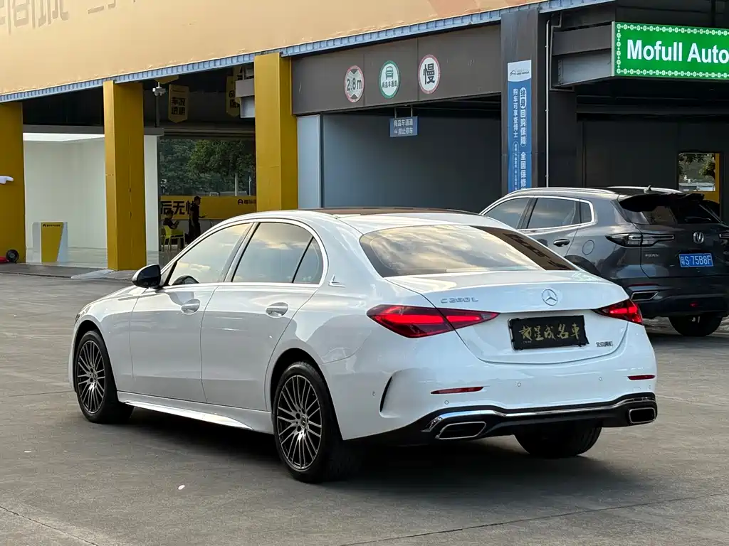 Mercedes-Benz C-Class — миниатюра 19