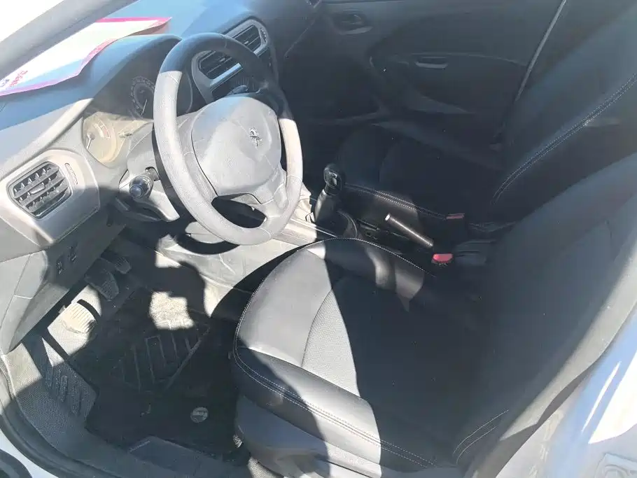 Peugeot 301 — миниатюра 9
