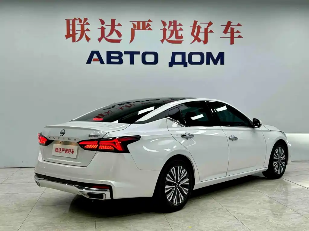 Nissan Teana — миниатюра 6