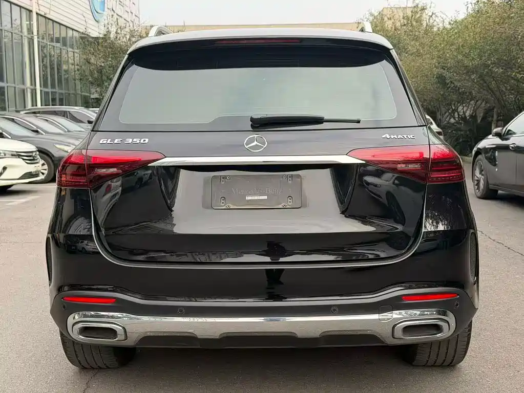 Mercedes-Benz GLE (Import) — миниатюра 9