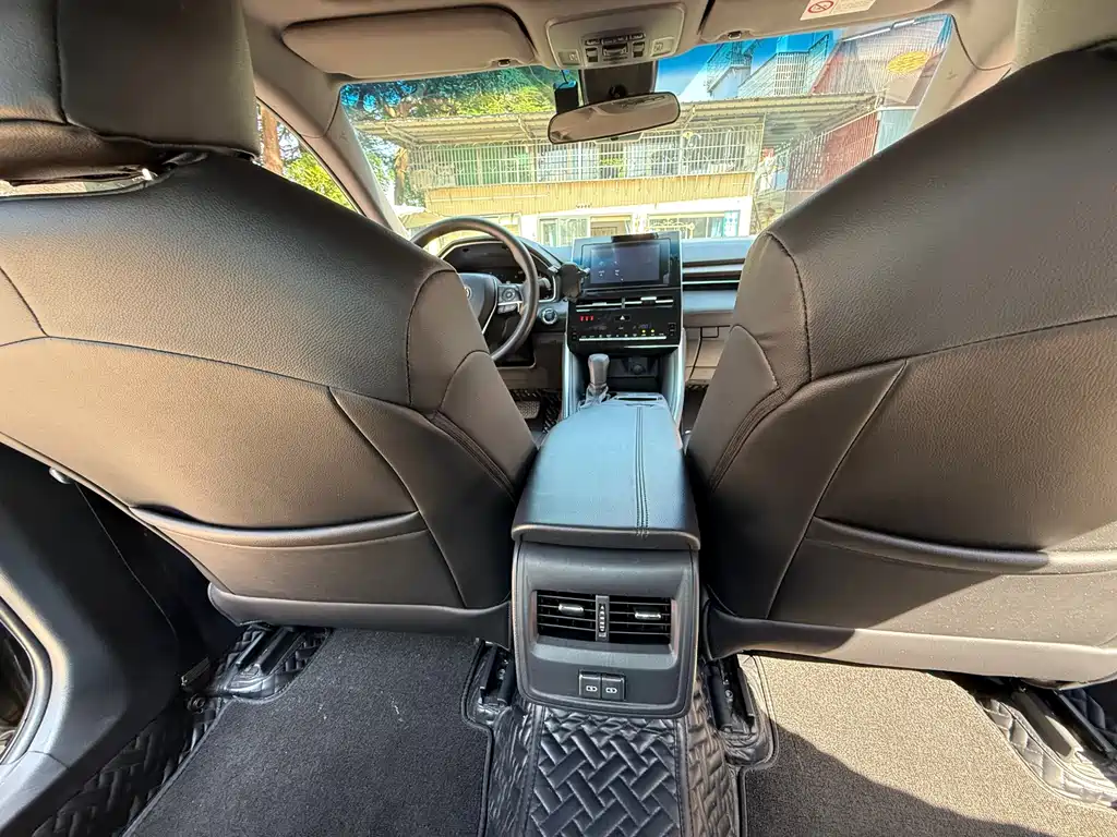 Toyota Avalon — миниатюра 11