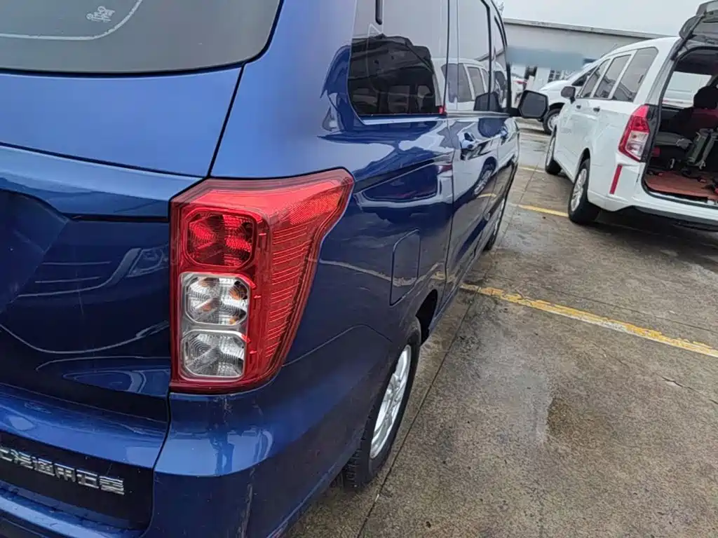 Wuling Hongguang — миниатюра 8
