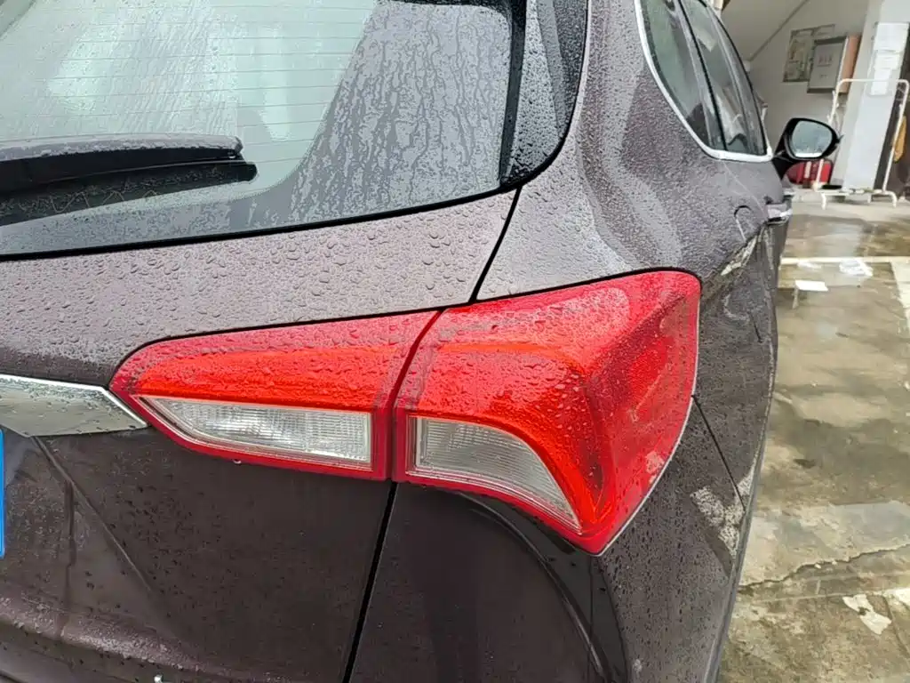 Buick Envision Plus — миниатюра 8