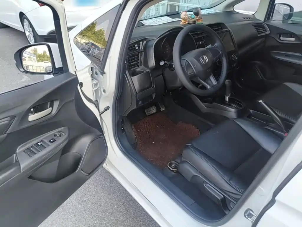 Honda Fit — миниатюра 16