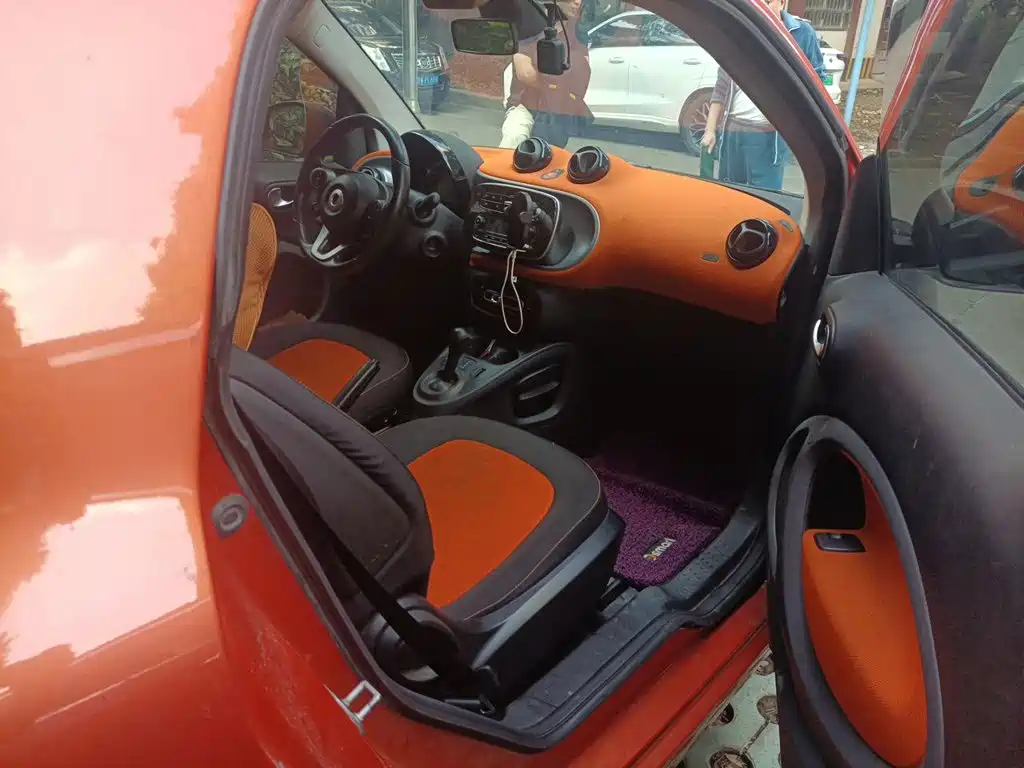 smart Smart Fortwo — миниатюра 19