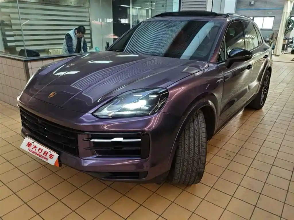 PORSCHE CAYENNE NEW ENERGY