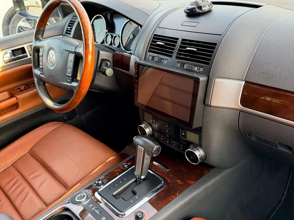 Volkswagen Touareg — миниатюра 19