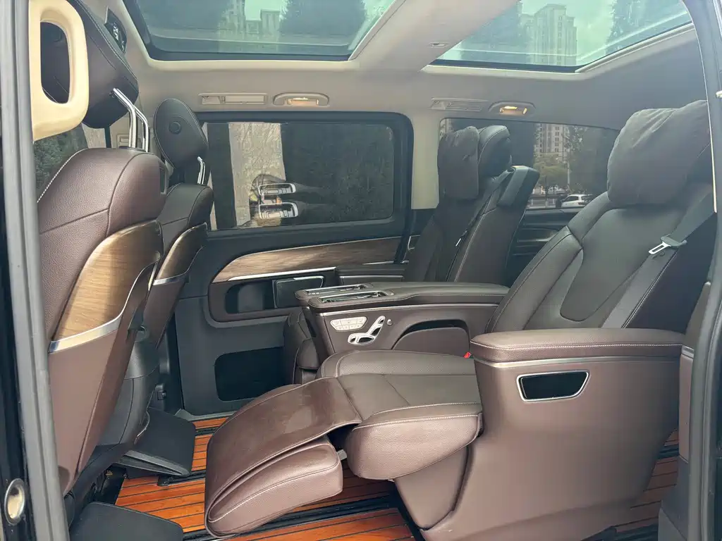 Mercedes-Benz V-Class — миниатюра 3
