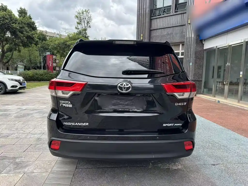 Toyota Highlander — миниатюра 6