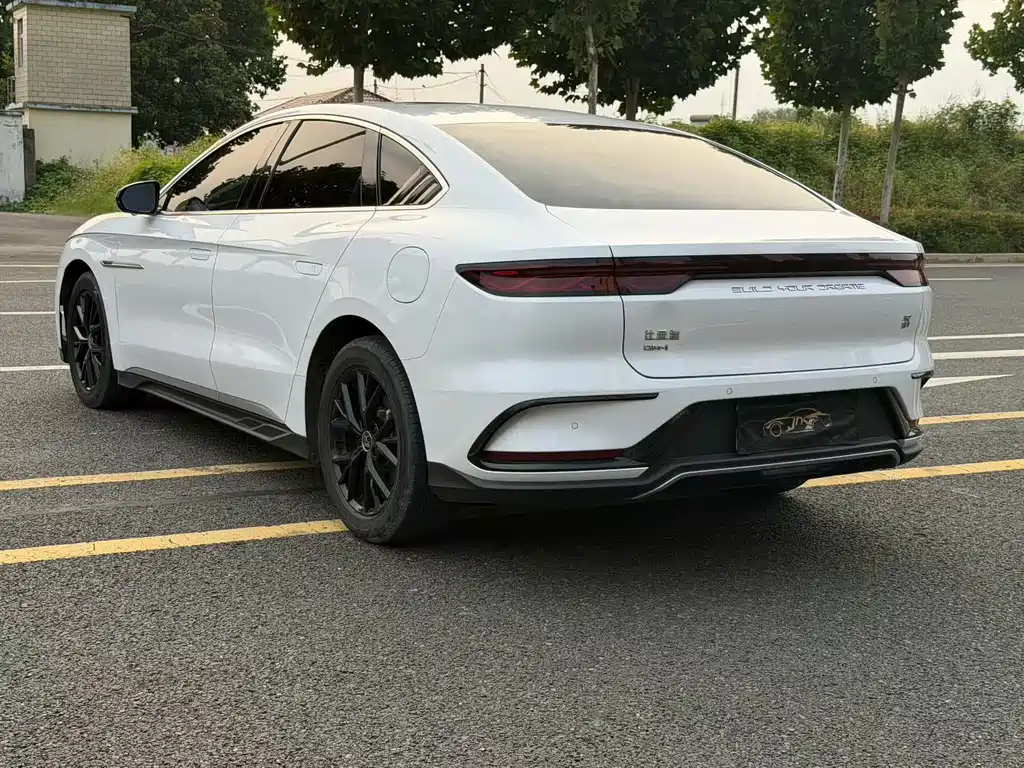 BYD Han — миниатюра 9