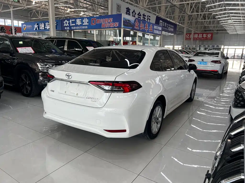 Toyota Corolla — миниатюра 9
