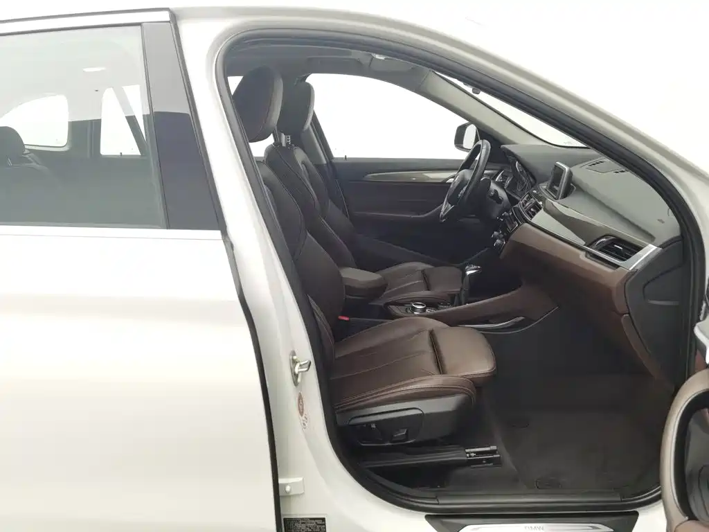 BMW X1 — миниатюра 23