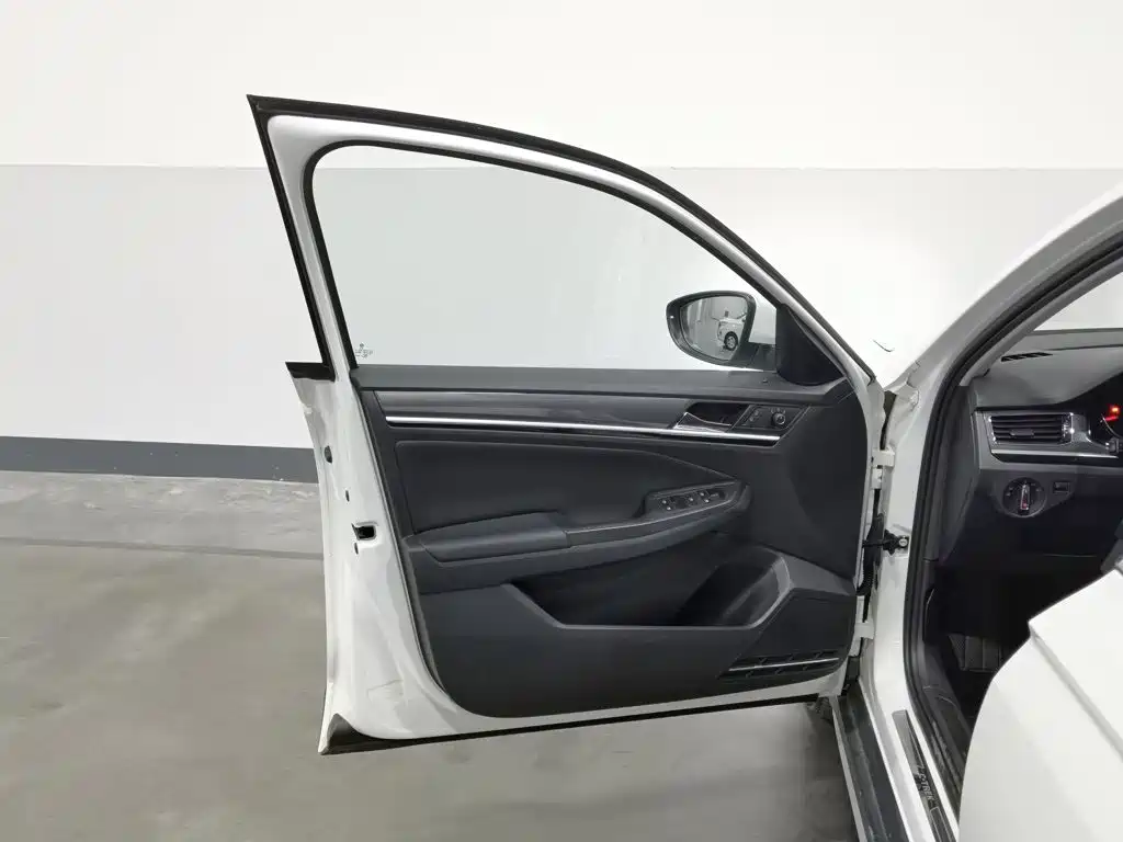 Volkswagen C-Trek — миниатюра 8