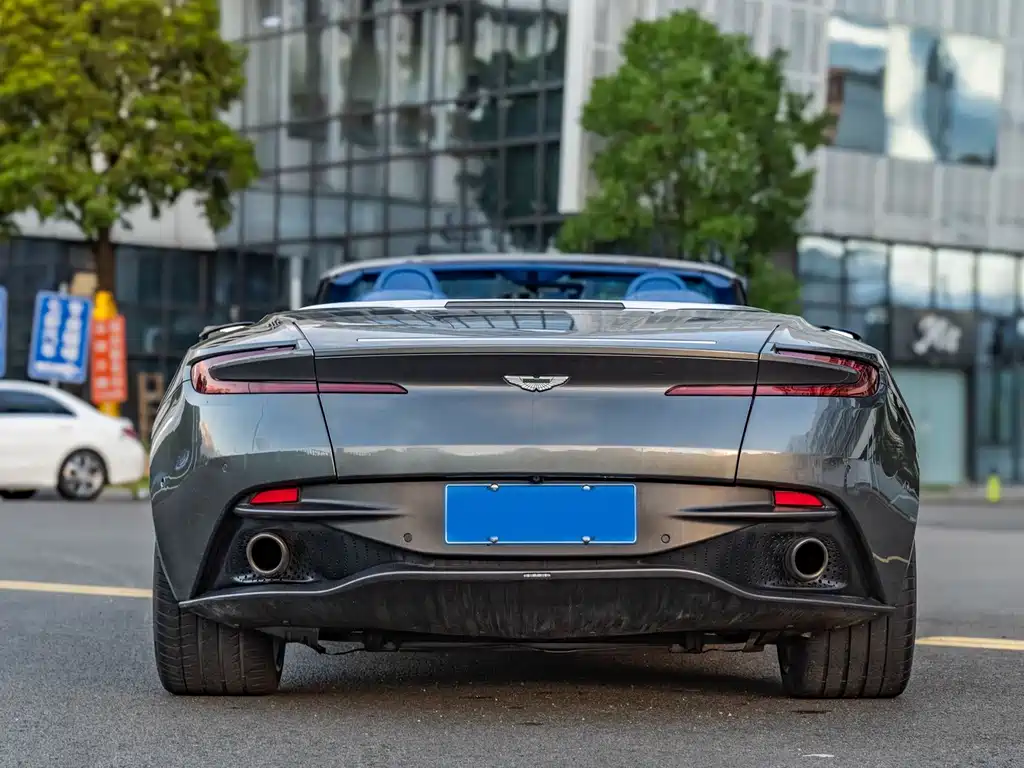 Aston Martin DB11 2019 4.0T V8 Volante