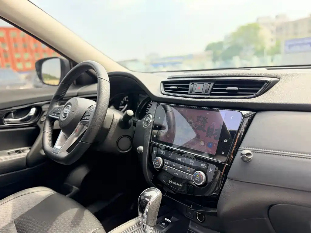 Nissan X-Trail — миниатюра 19