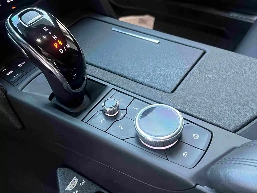 Cadillac CT6 — миниатюра 5