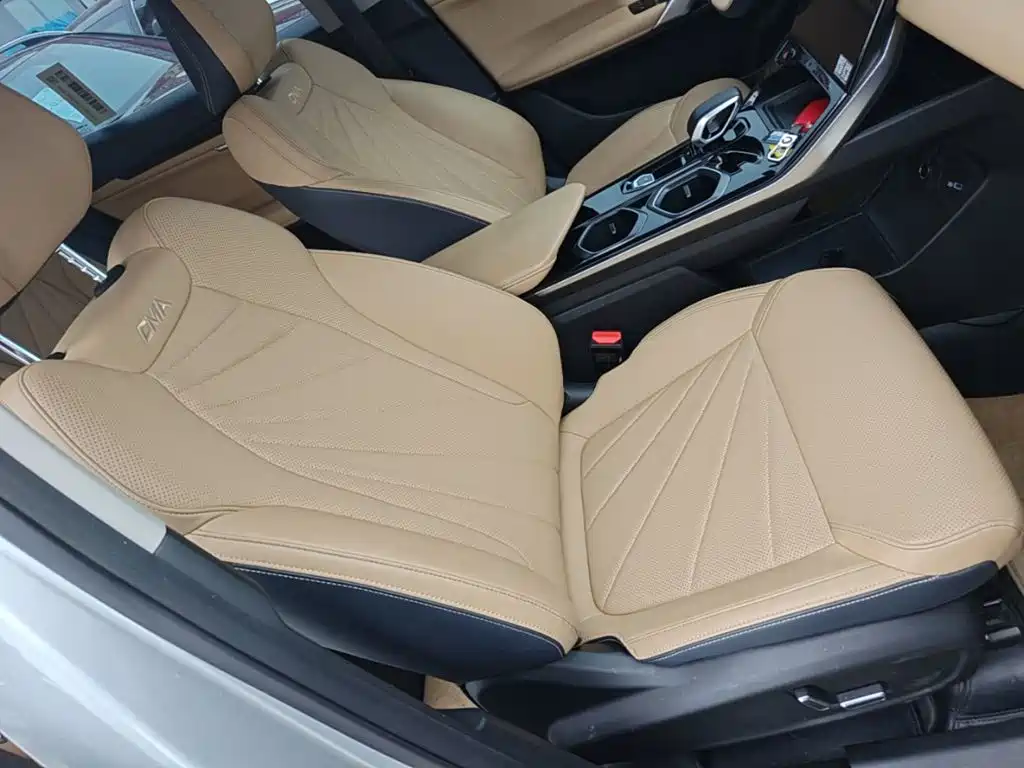 Geely Boyue L — миниатюра 25