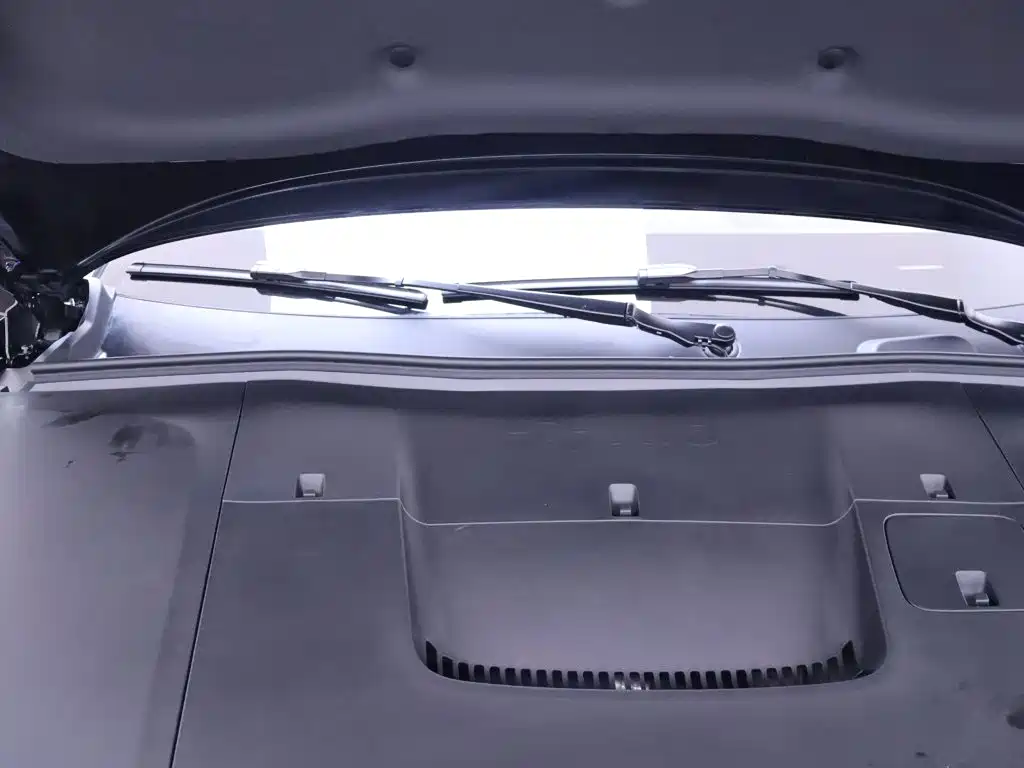 NIO EC6 — миниатюра 24