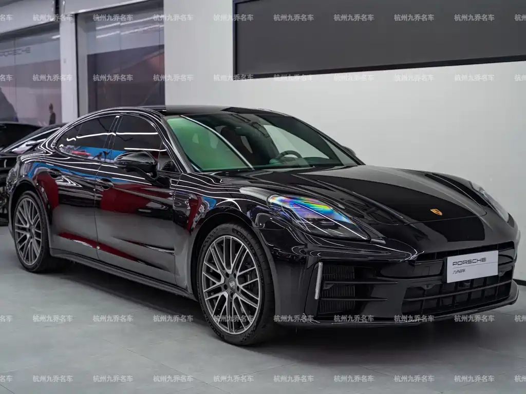Porsche Panamera — миниатюра 3
