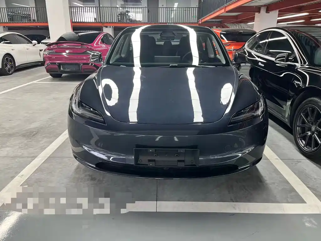 Tesla Model 3 — миниатюра 2