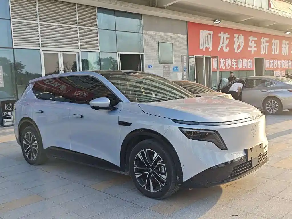 Nissan NX8 — миниатюра 2