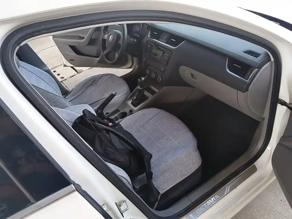 Skoda Octavia — миниатюра 9