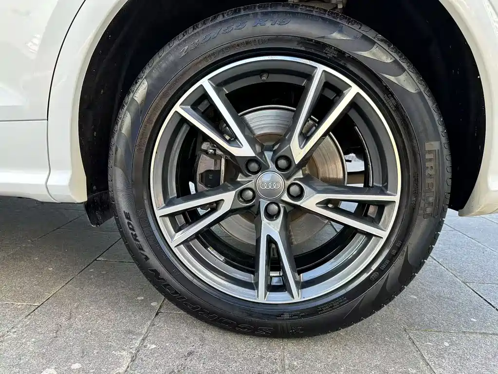 Audi Q5L — миниатюра 26