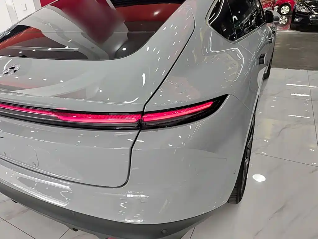 NIO ET5 — миниатюра 8