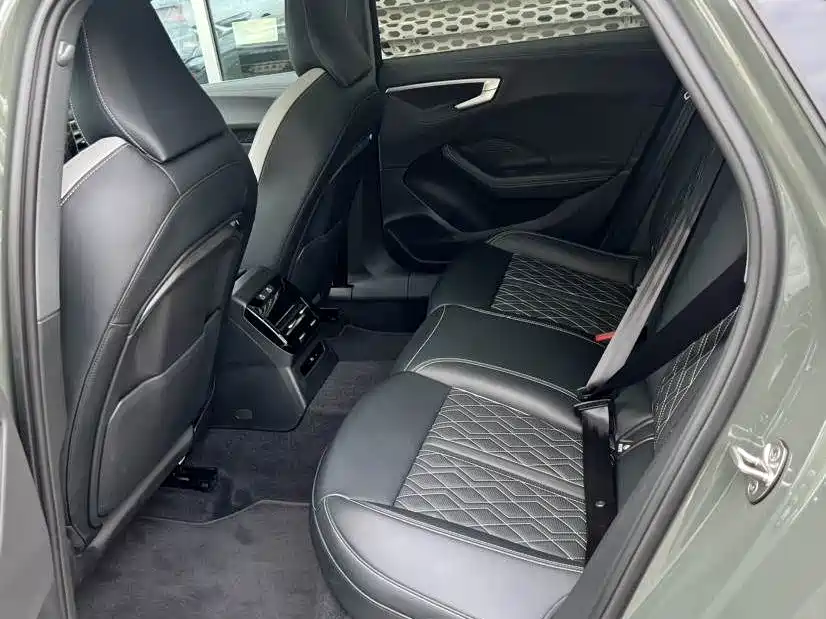 Audi A5L 2026 2.0T Sport Plus