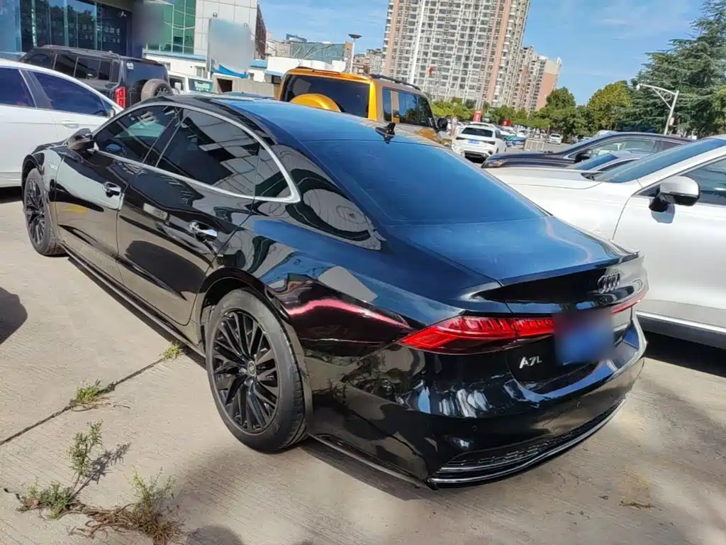 Audi A7L — миниатюра 5
