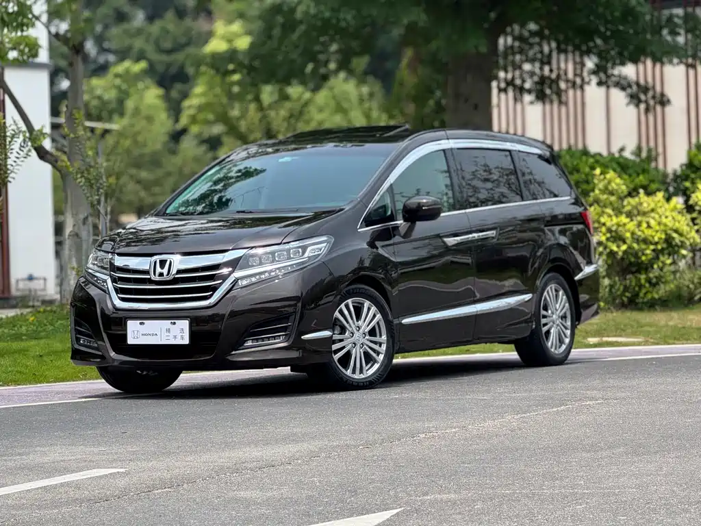 Купить Honda Elysion