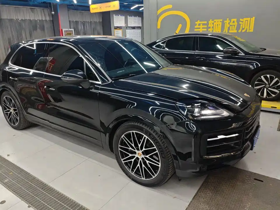 Porsche Cayenne — миниатюра 2