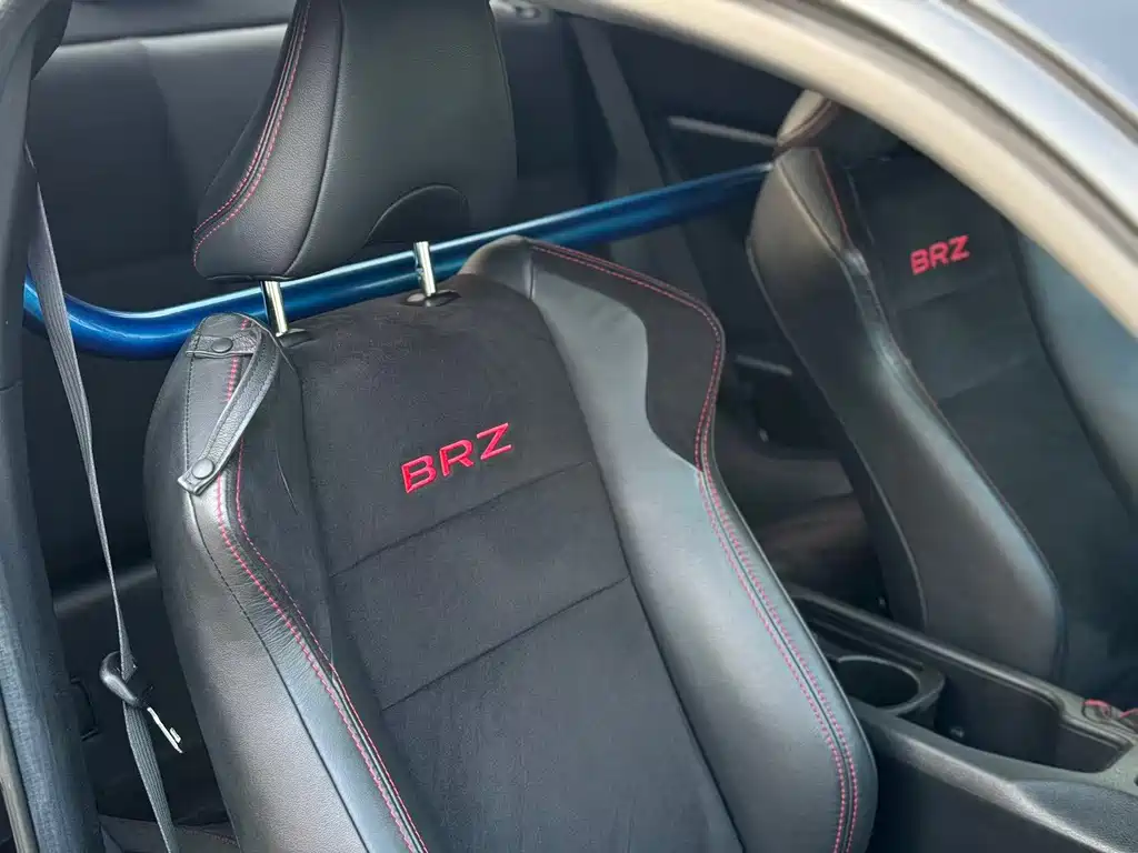 Subaru BRZ — миниатюра 9