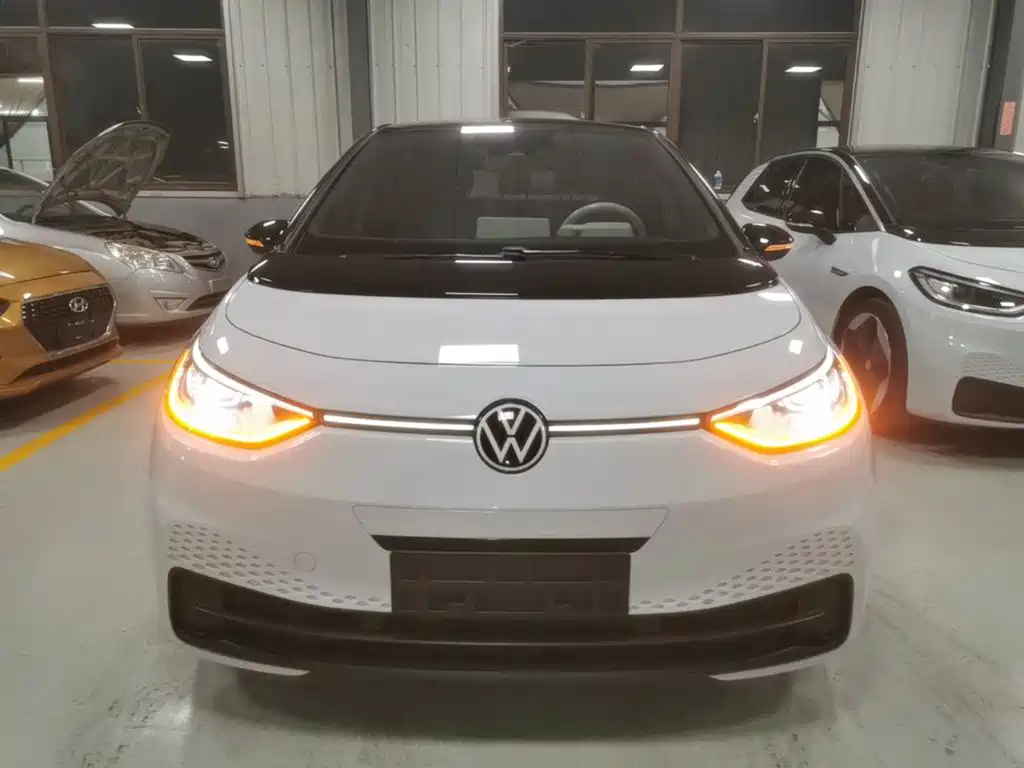 Volkswagen ID.3 — миниатюра 3