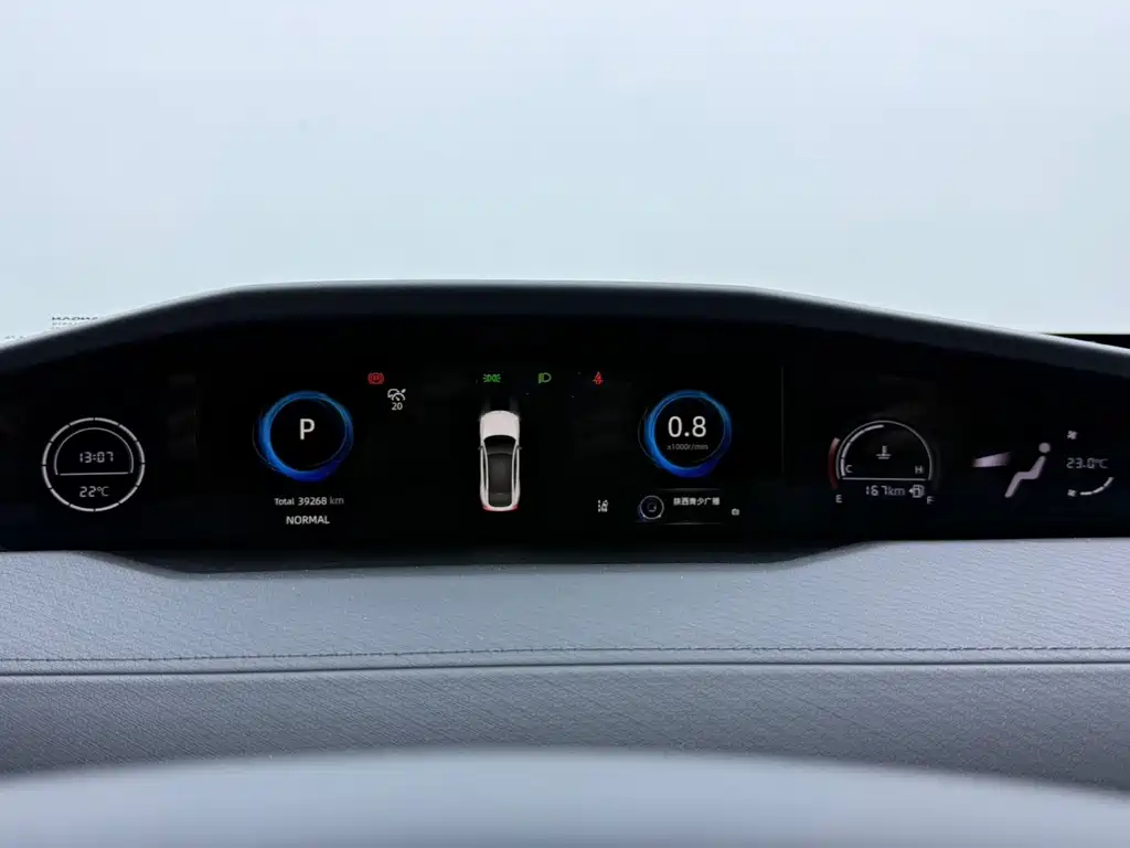 Changan UNI-V iDD — миниатюра 9