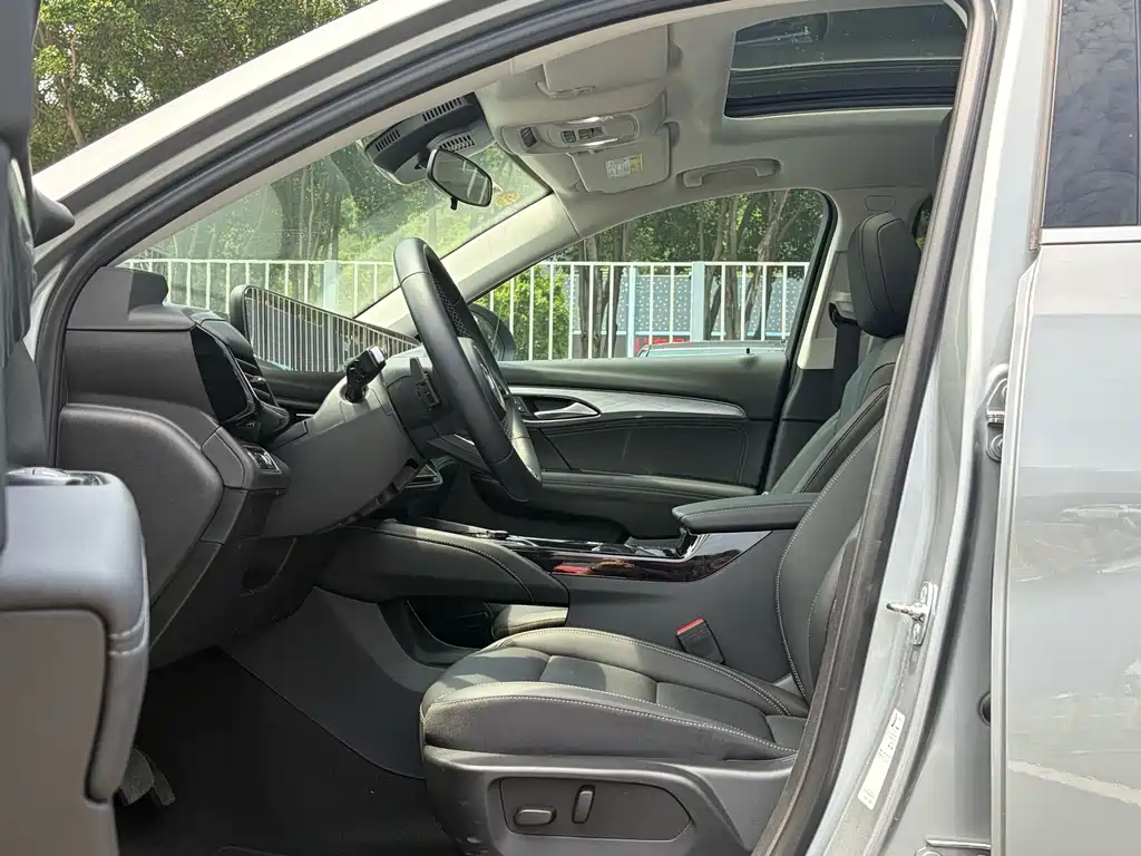 Buick Envision S — миниатюра 11