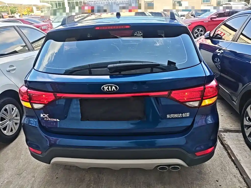 Kia KX Cross — миниатюра 6