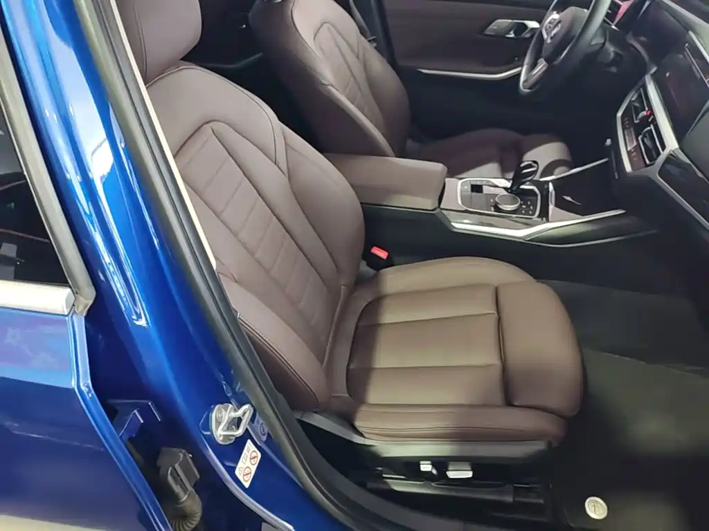 BMW 3 Series — миниатюра 25