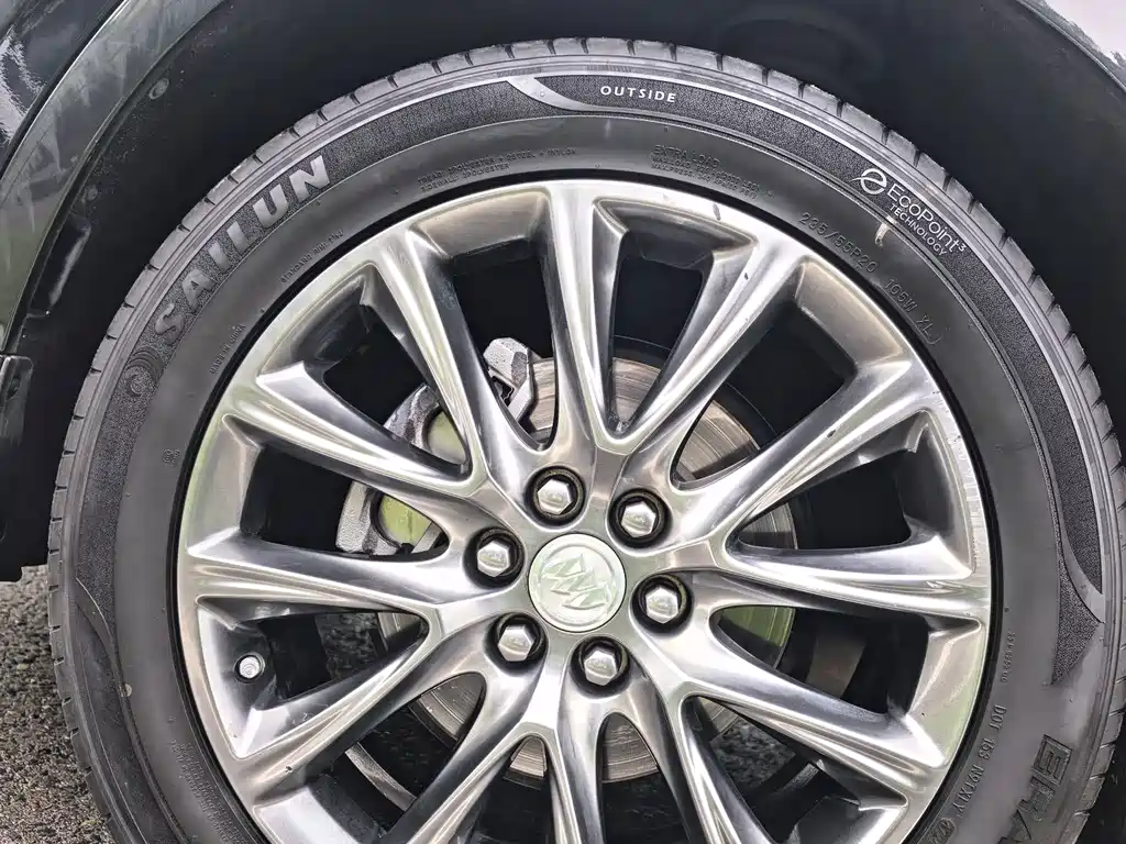 Buick Enclave — миниатюра 8
