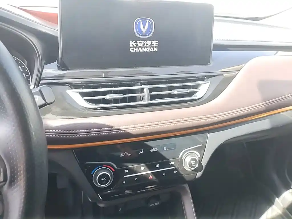 Changan Eado DT — миниатюра 13
