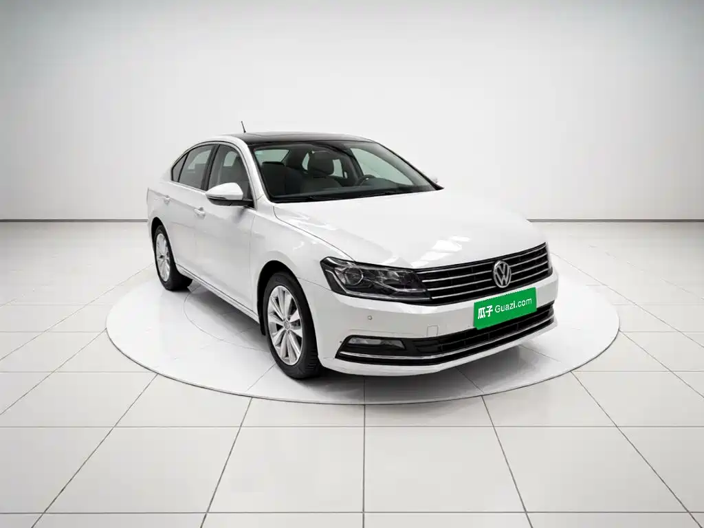 Volkswagen Lavida — миниатюра 3