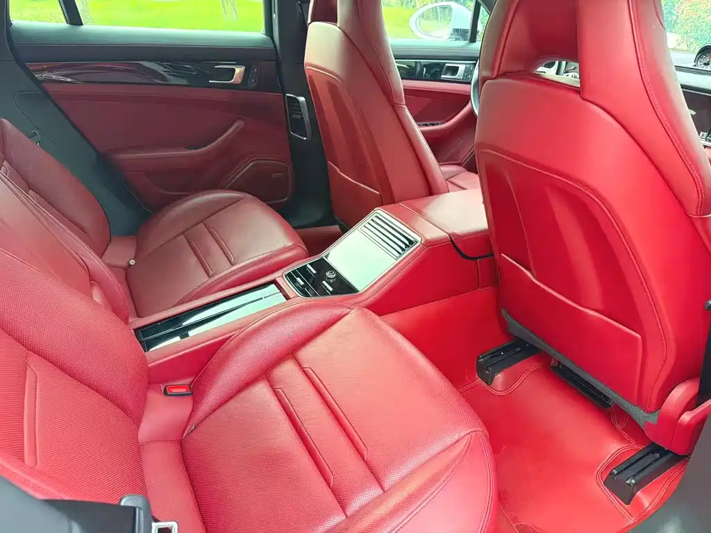 Porsche Panamera — миниатюра 7